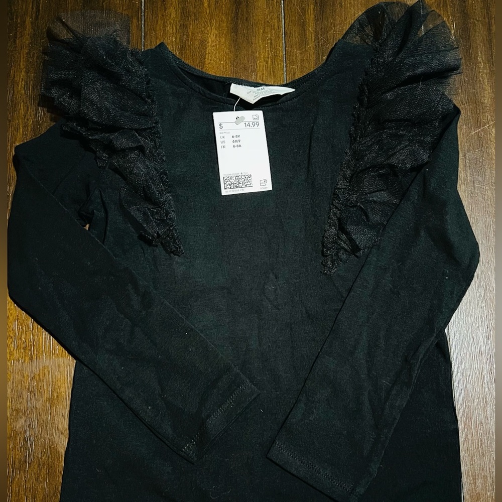 Black H&M long fleece shirt with tulle shoulder detail